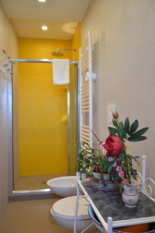 アルベロベッロ Casa Delle Rondini Bed & Breakfast エクステリア 写真