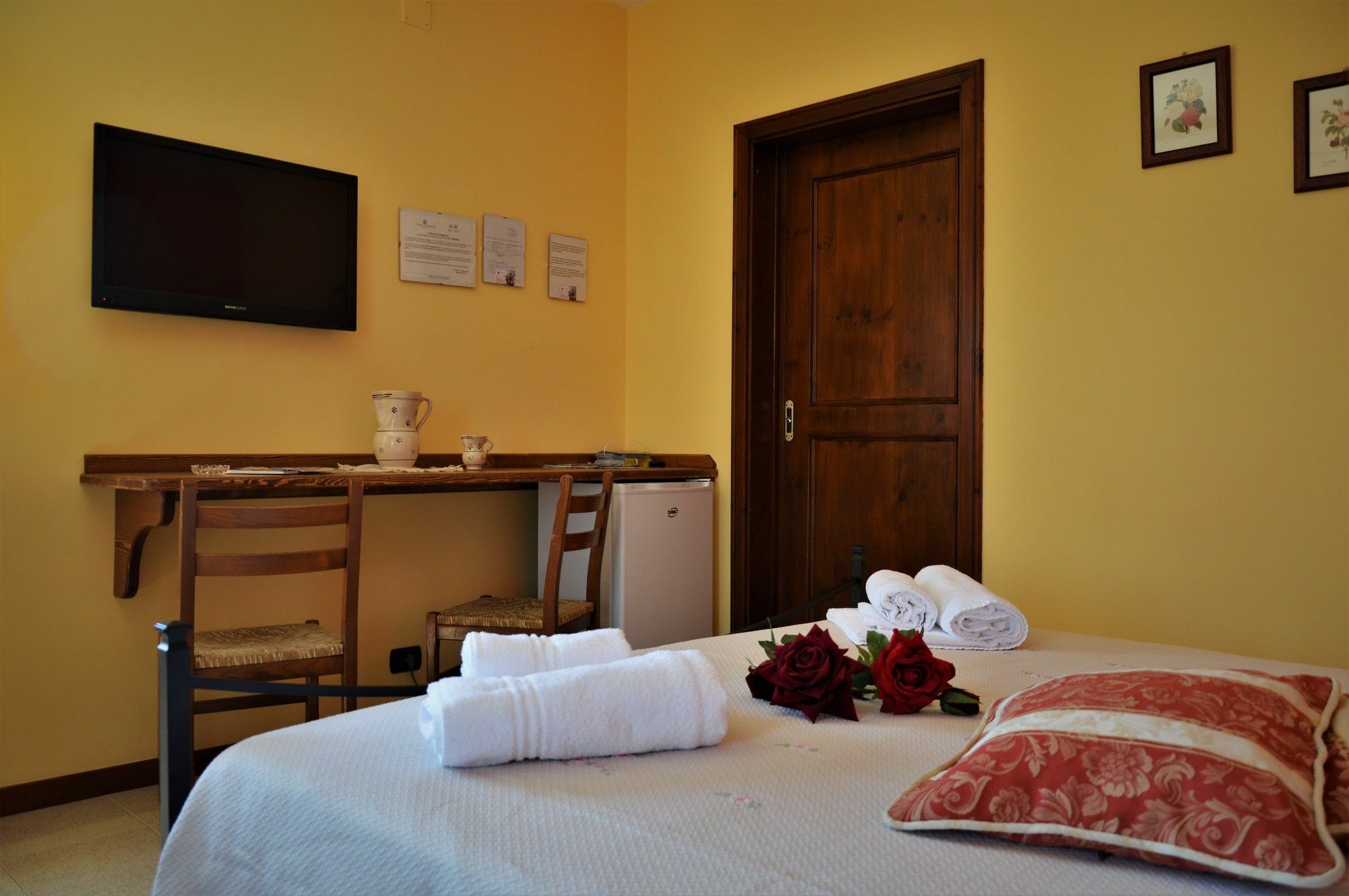 アルベロベッロ Casa Delle Rondini Bed & Breakfast エクステリア 写真